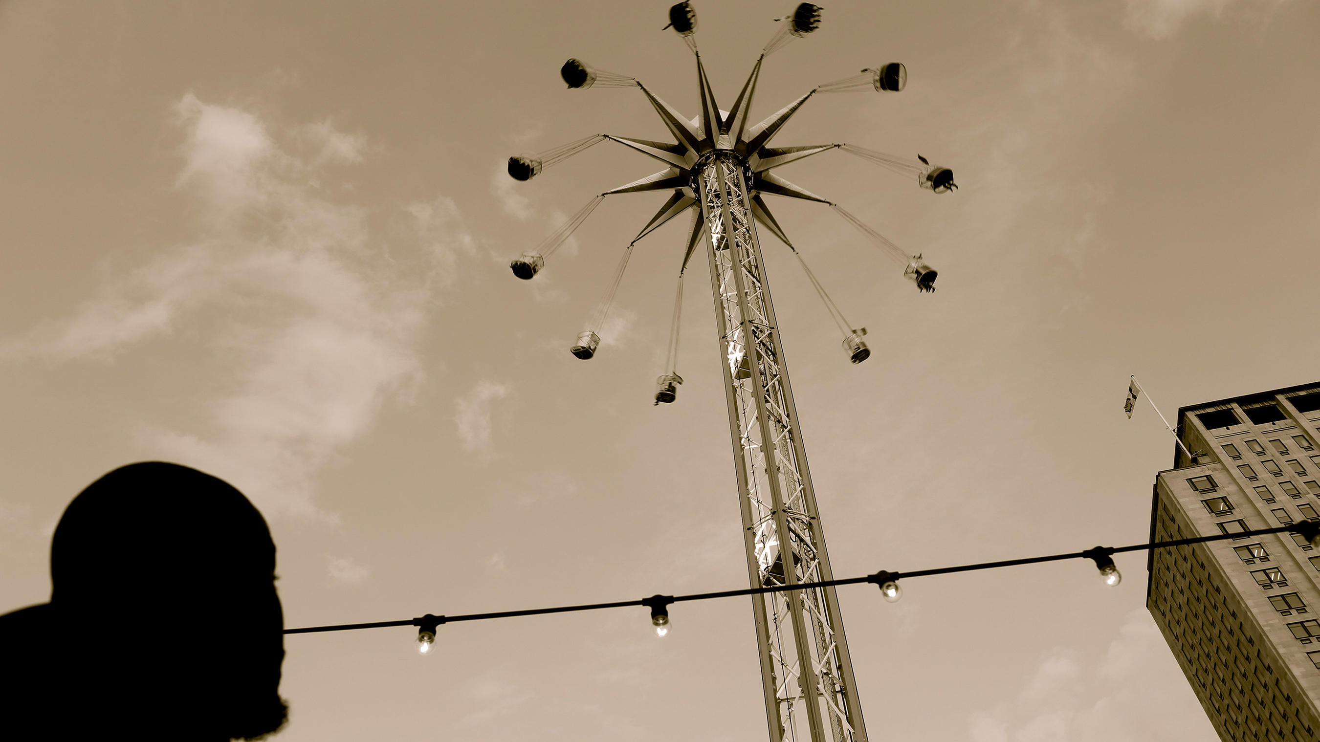 Fairground ride - Bak2Buks Media