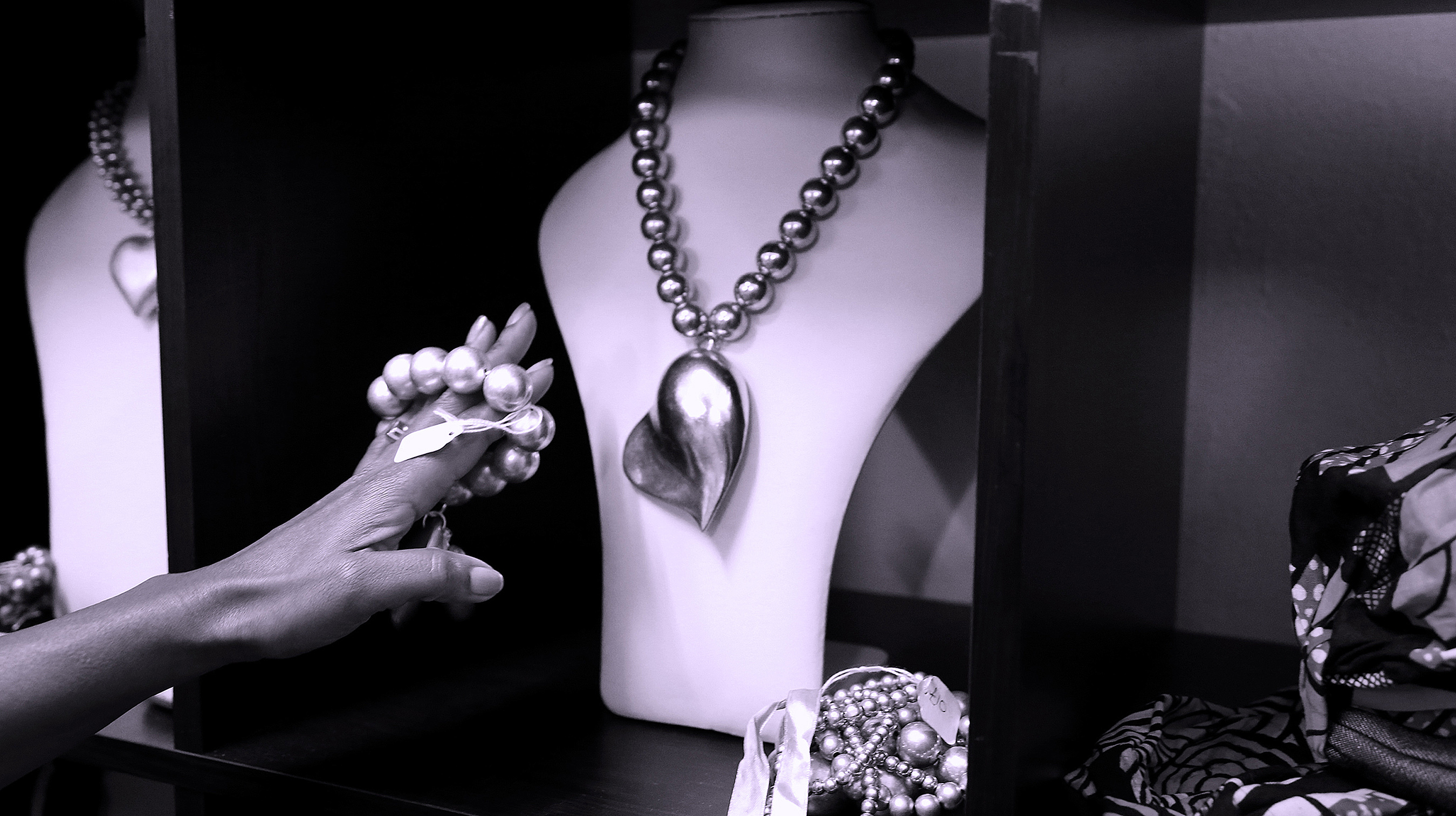 Chunky Silver Jewellery set - Bak2Buks Media